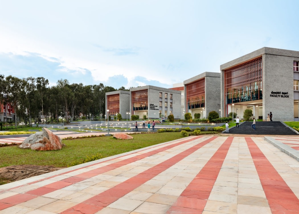 BASE University CES